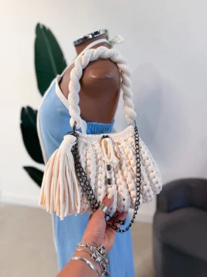 Bolsa Crochê Fio de Malha Artesanal (5)