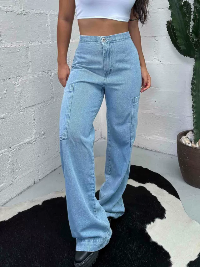 Calça Wide Leg Cargo com Elástico