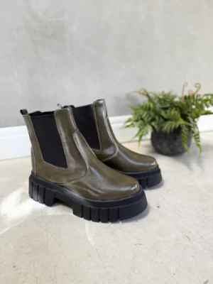 Coturno Chelsea Tratorado Verde sem Cadarço