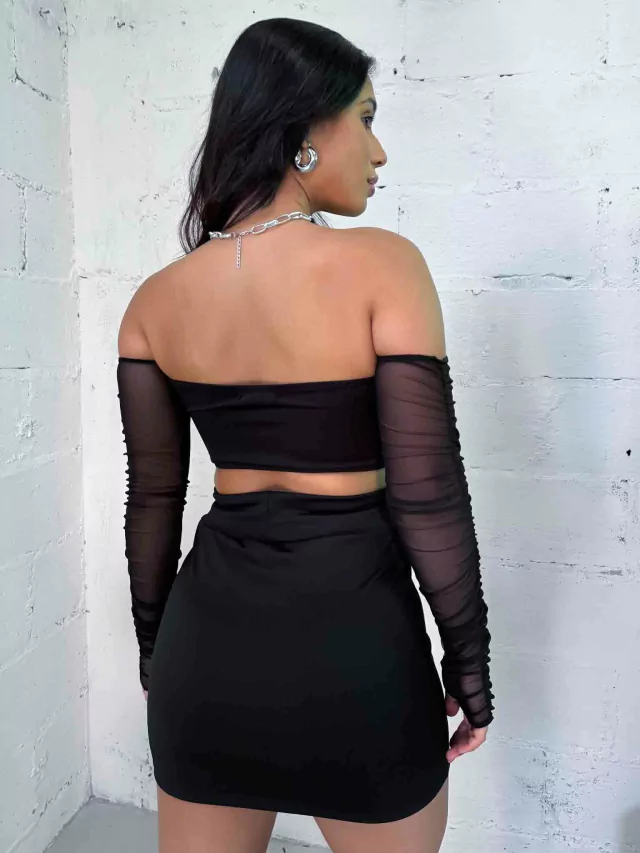 Cropped Faixa com Manga de Tule Drapeada