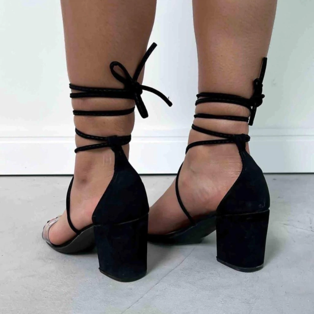 Sandália Tira Transparente