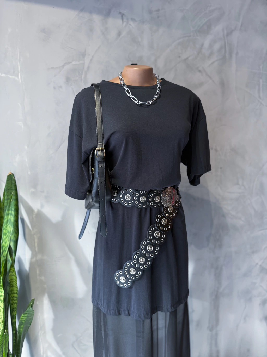Vestido Blusão com Barra Transparente