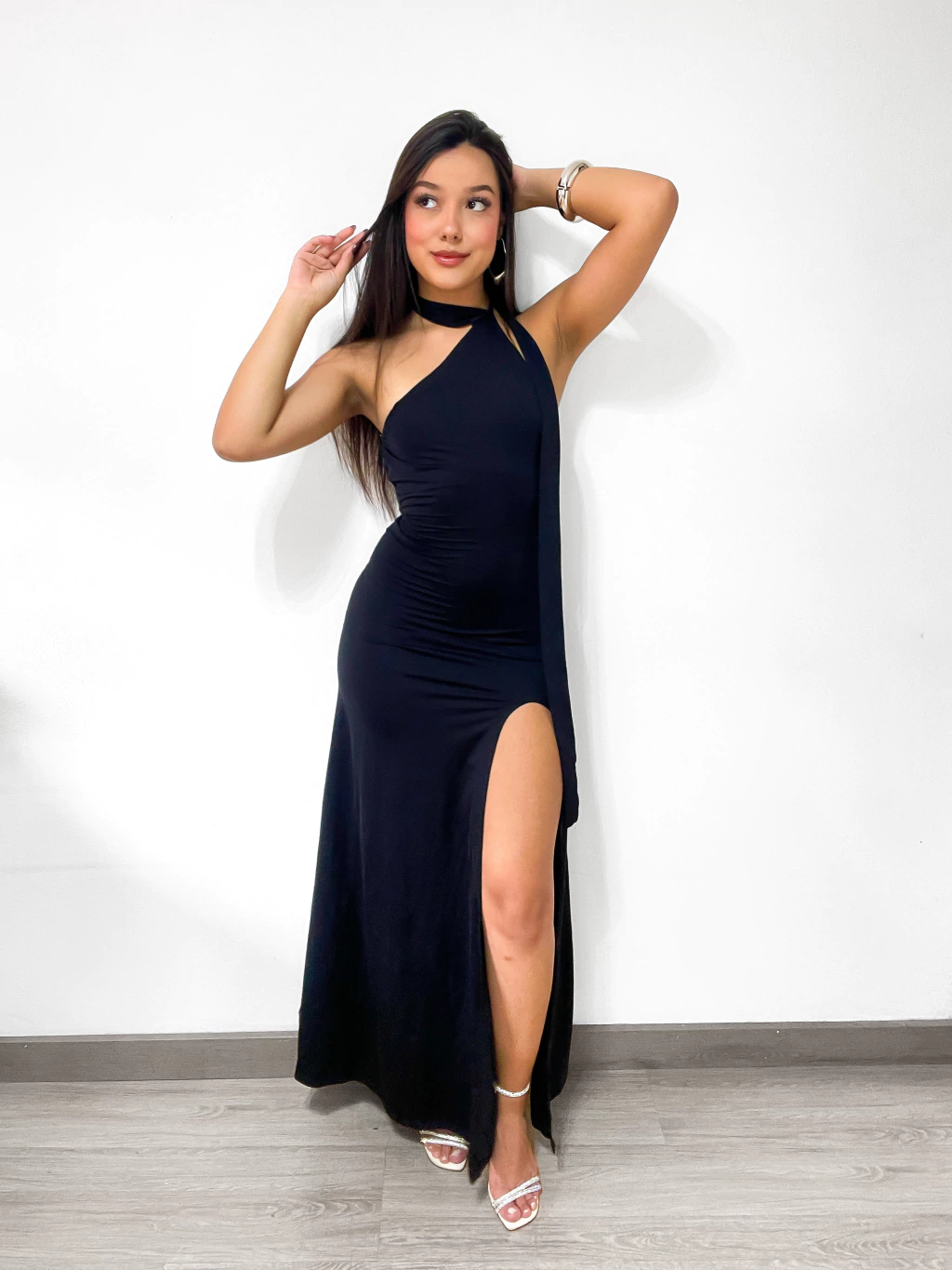 Vestido Longo Poliamida de Gola com Fenda