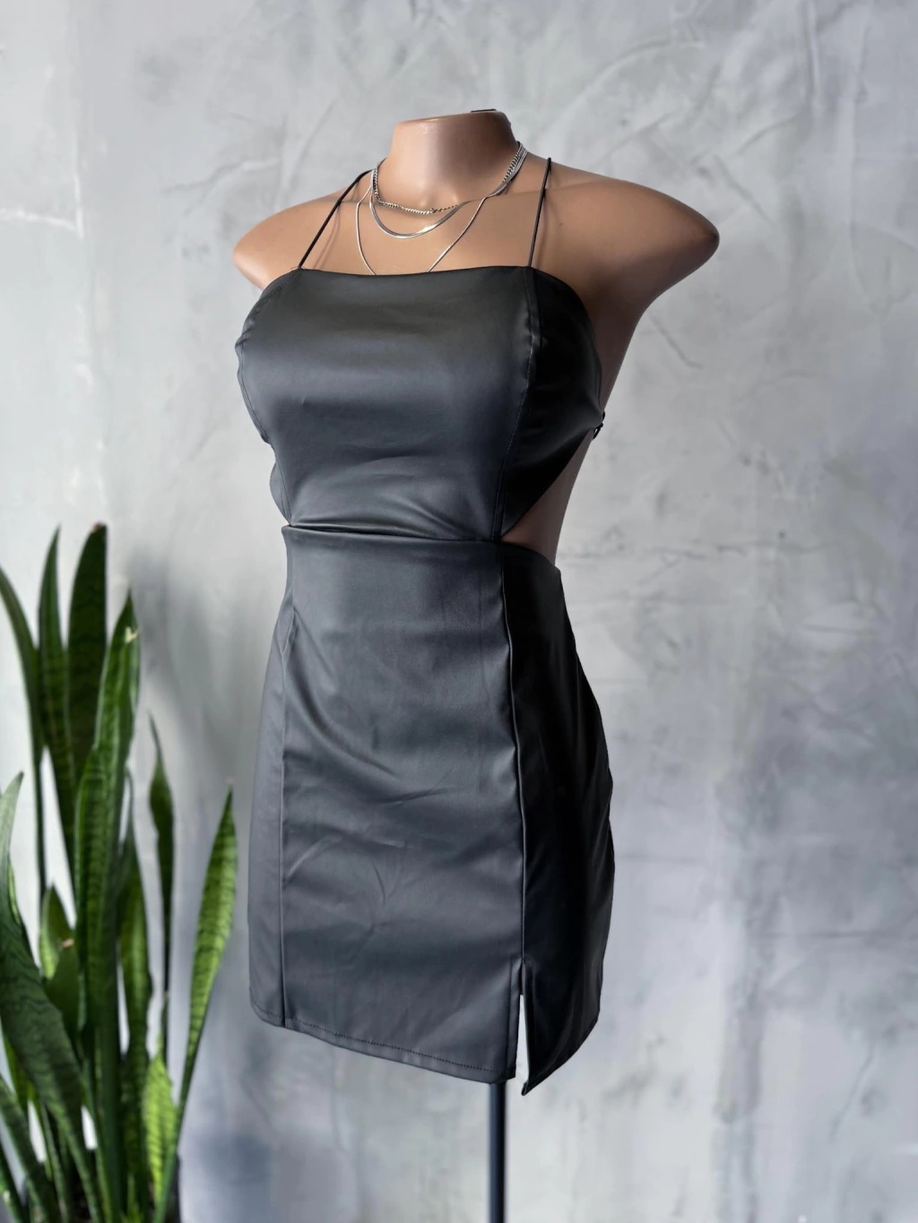 Vestido Tubinho Frente Unica Corino