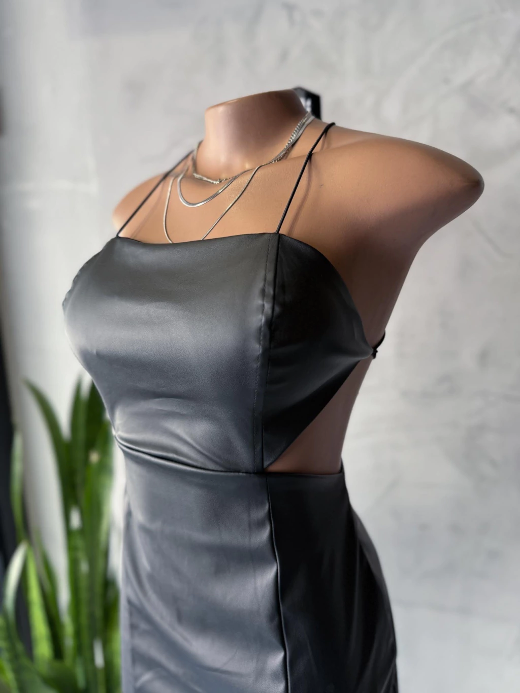 Vestido Tubinho Frente Unica Corino