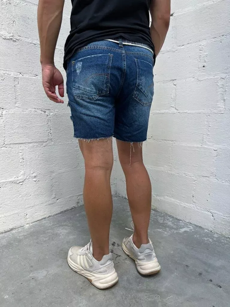 Bermuda Jeans Escura com Cadarço Dgn