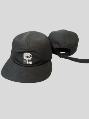 Boné Five Panel Caveira