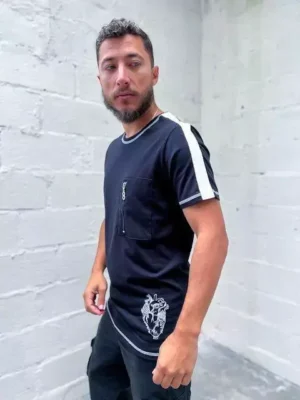 Camiseta Booq Bolso com Zíper Frontal