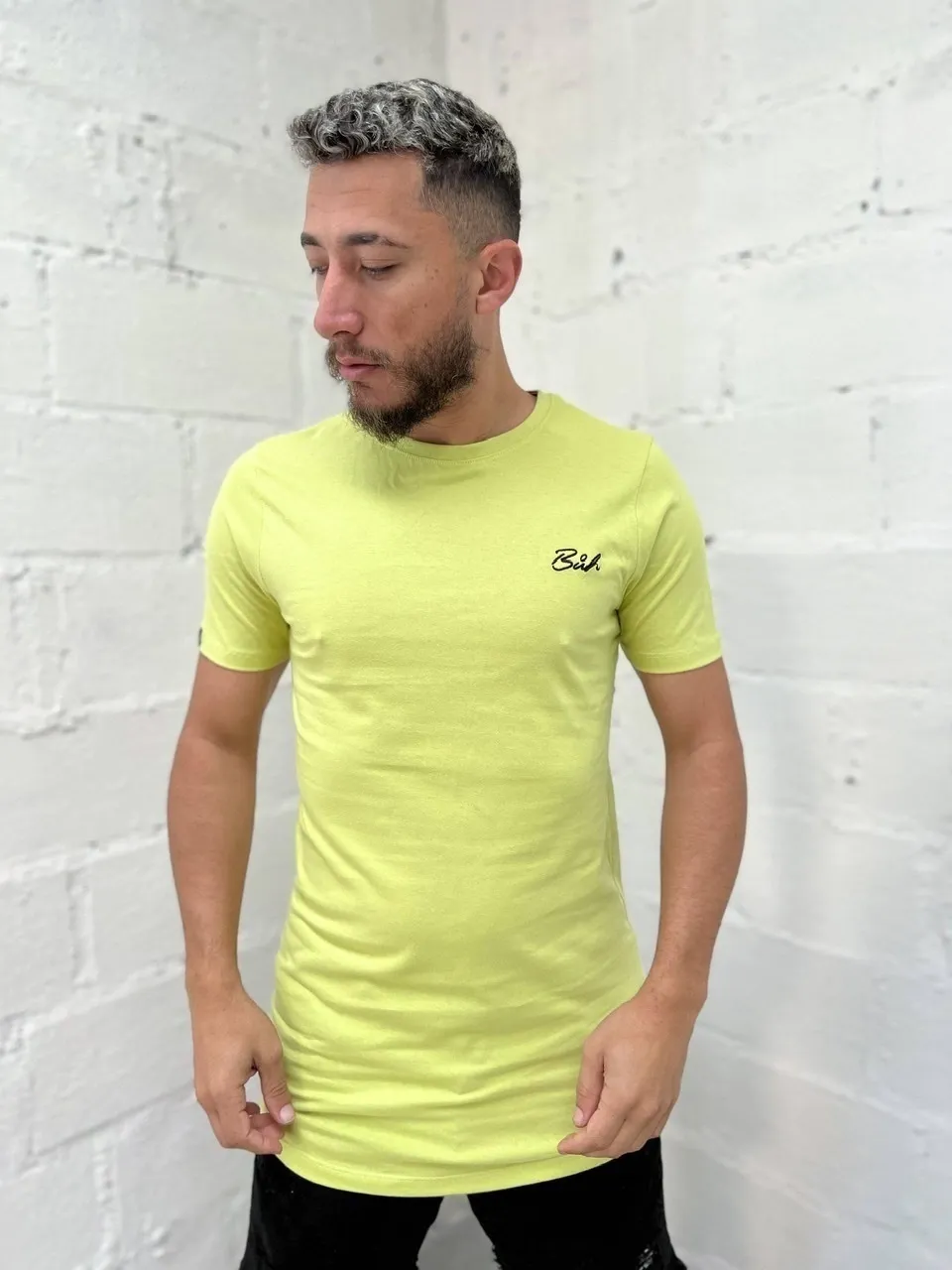 Camiseta Buh Básica Bordado - Imagem 4