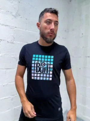 Camiseta Buh Holográfico