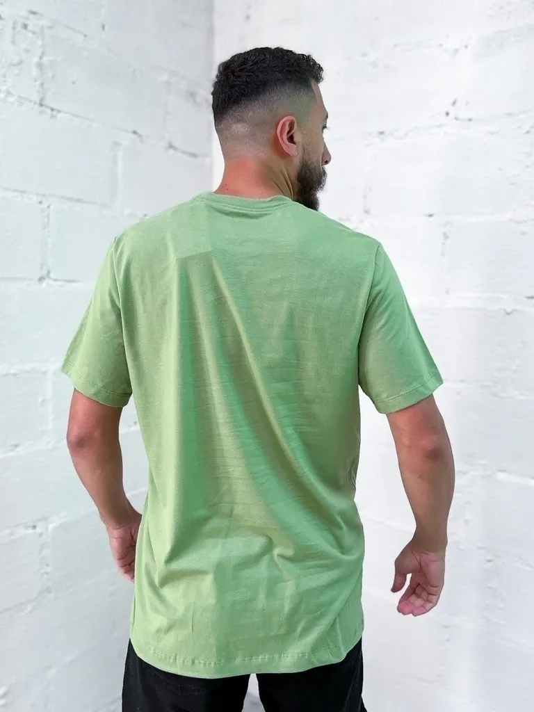 Camiseta Nike Básica Tee Bordado - Imagem 22