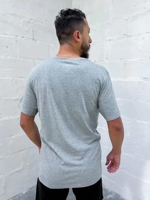 Camiseta Nike Básica Tee Bordado - Imagem 28