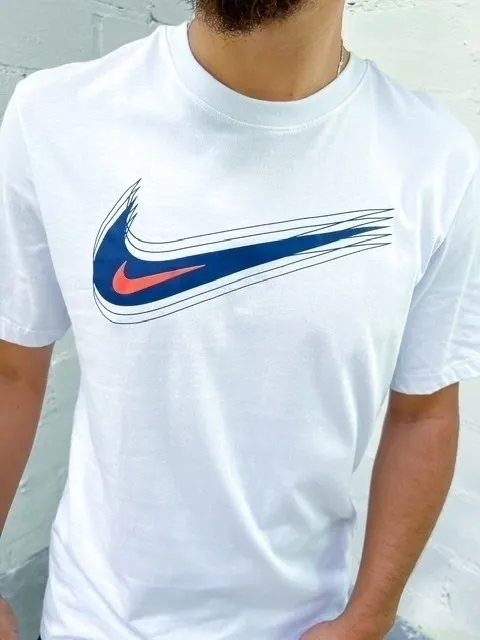 Camiseta Nike Branca Logo Marinho Month - Imagem 2