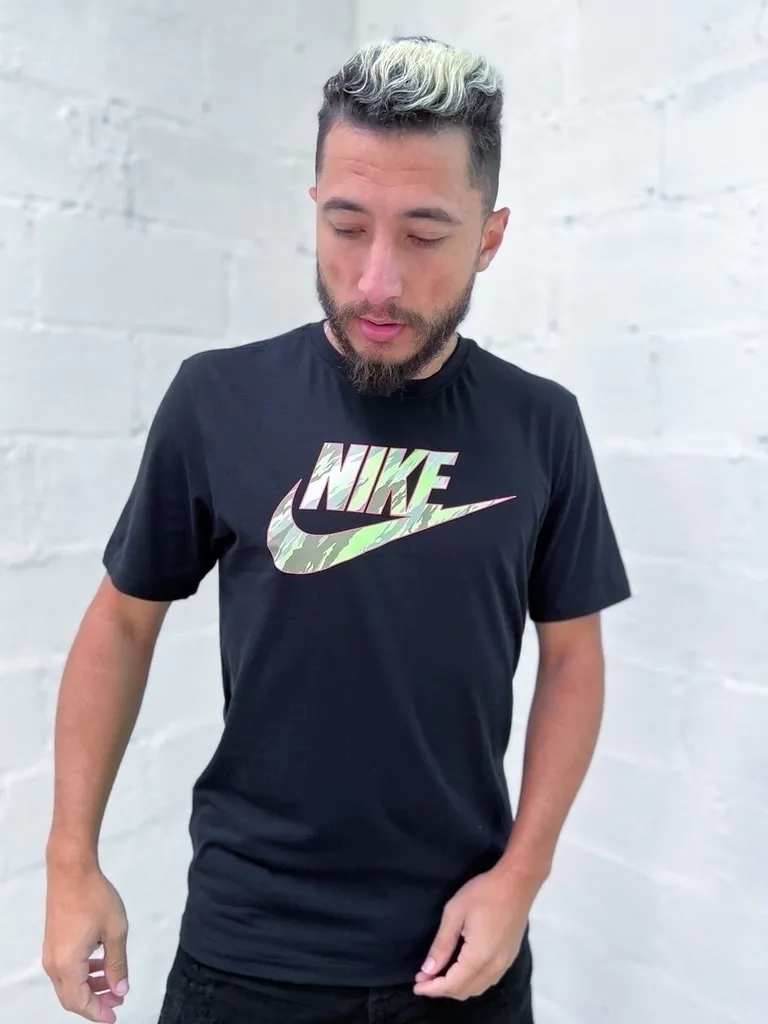 Camiseta Nike Logo Com Contorno - Imagem 4