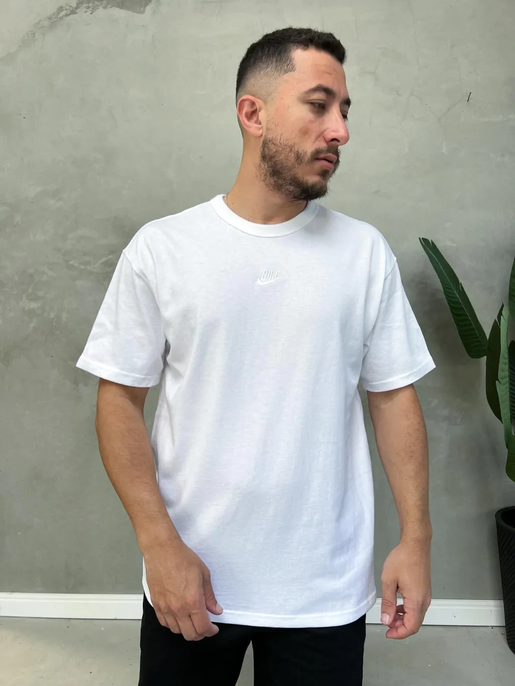 Camiseta Nike Oversize Logo Central Bordada - Imagem 10