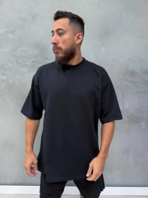 Camiseta Oversize Lisa Malhão preto