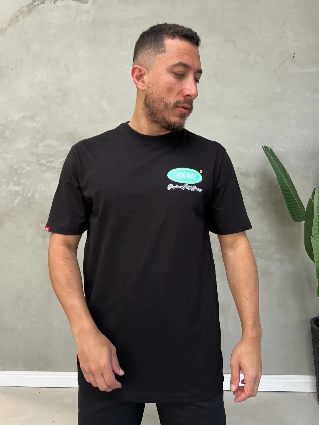 Camiseta Thug Nine Paint Services - Imagem 3