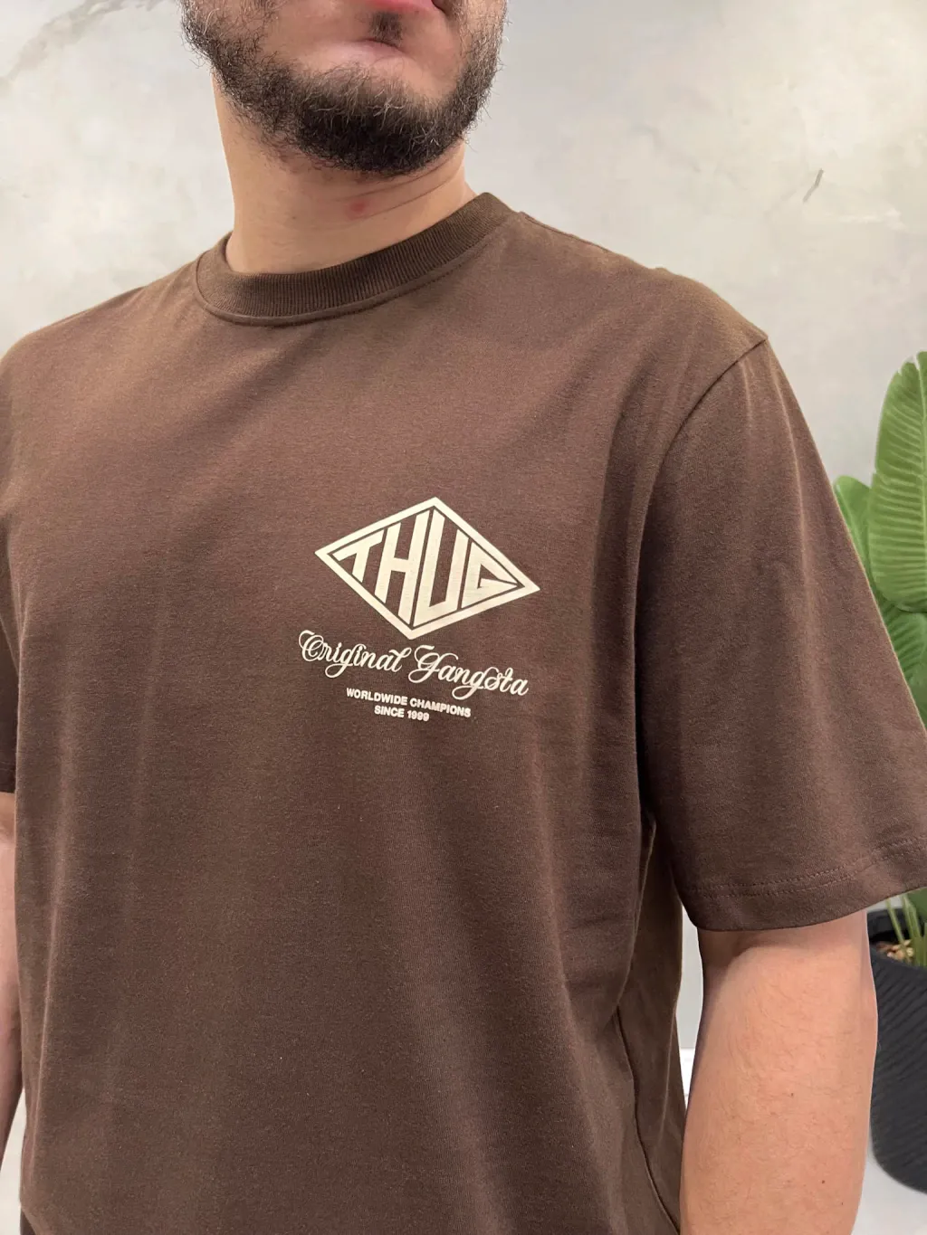 Camiseta Thug Nine Shield - Imagem 4