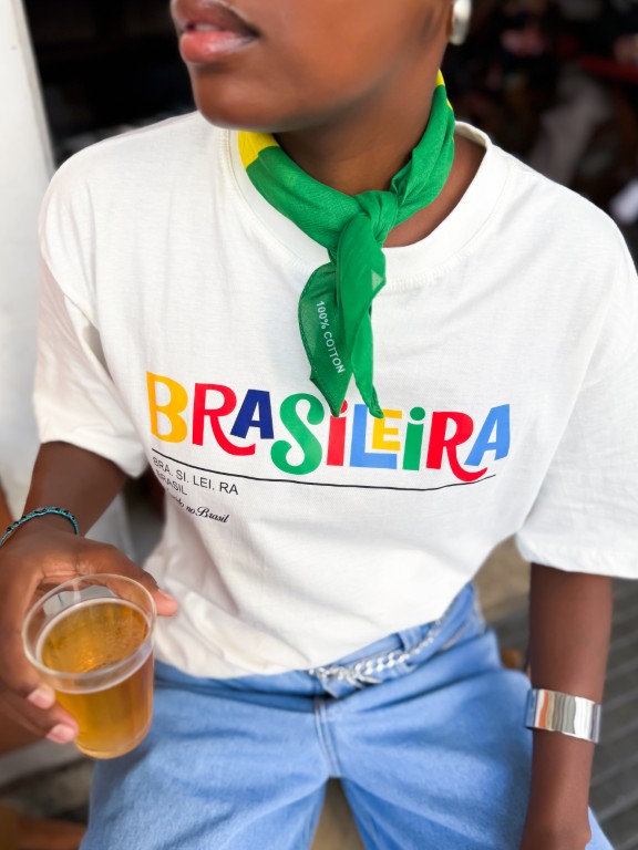 T-Shirt Brasileira Branca Brasil Core Torcedora