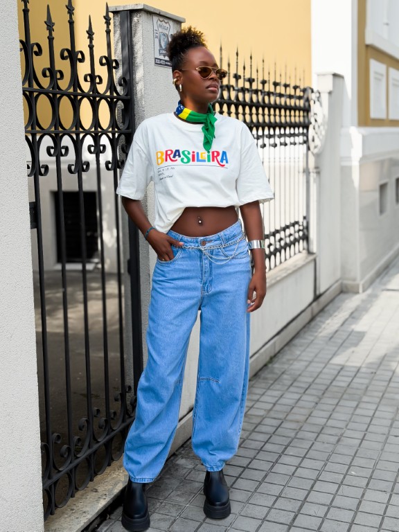 T-Shirt Brasileira Branca Brasil Core Torcedora