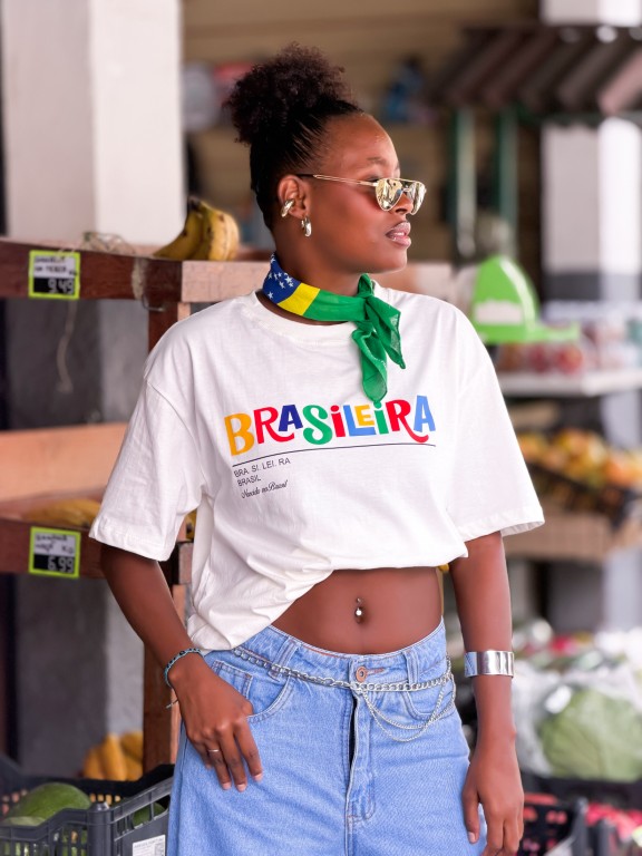 T-Shirt Brasileira Branca Brasil Core Torcedora