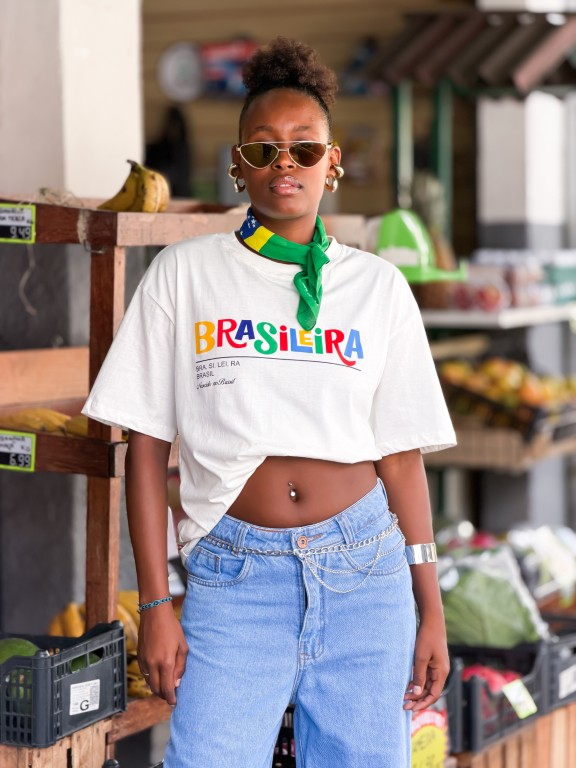 T-Shirt Brasileira Branca Brasil Core Torcedora