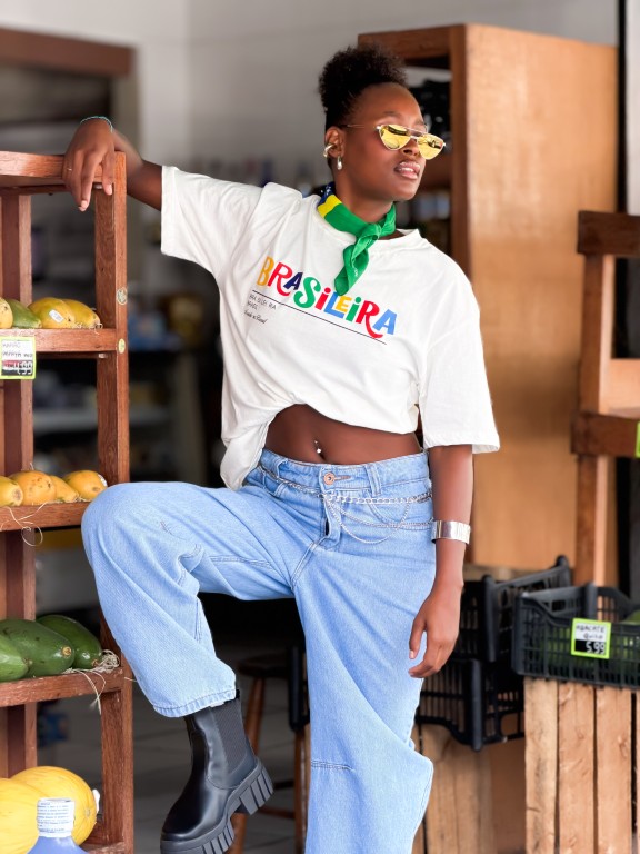 T-Shirt Brasileira Branca Brasil Core Torcedora