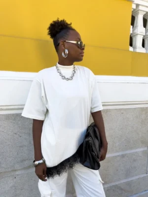 t shirt com renda na barra blusa feminina