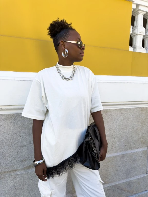 t shirt com renda na barra blusa feminina