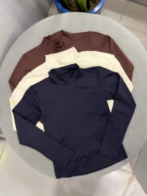 Blusa Gola Alta Poliamida