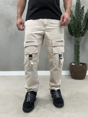 Calça Street Bolso e Fechos Frontais